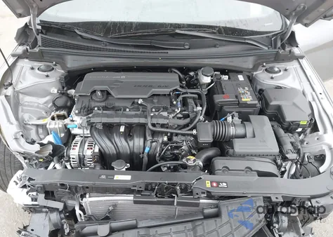 2025 Hyundai Elantra Sel Sport z USA, uszkodzony, nr VIN KMHLM4DG3SU084984